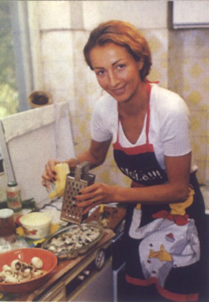 Cum arăta Mihaela Rădulescu în urmă cu 20 de ani. Imagini nemaivăzute cu vedeta