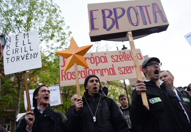 Proteste la Budapesta împotriva Rusiei